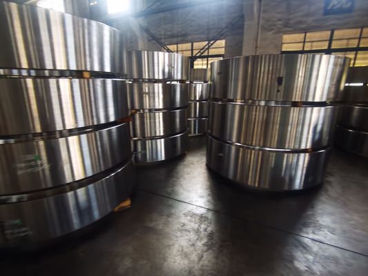 두께 250mm 단조 링, 발전소 및 에너지 분야 장비에 필요한 부품용으로 설계된 열처리 QT